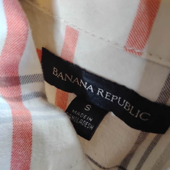 Banana Republic White and Orange Plaid Button Down Shirt - Picture 3 of 6